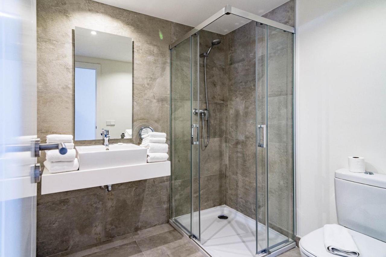 Inf45P- Modern 3 Bed City Apartment Next To Beach Естепона Екстериор снимка